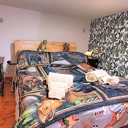 Jurassic House Hotell