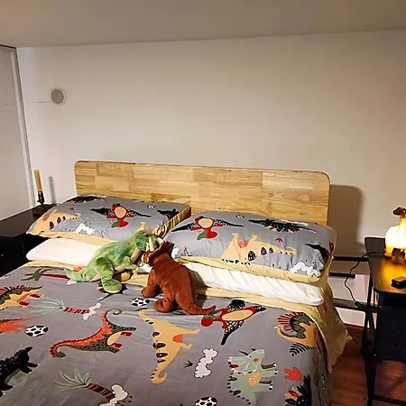Jurassic House Hotell Neapel